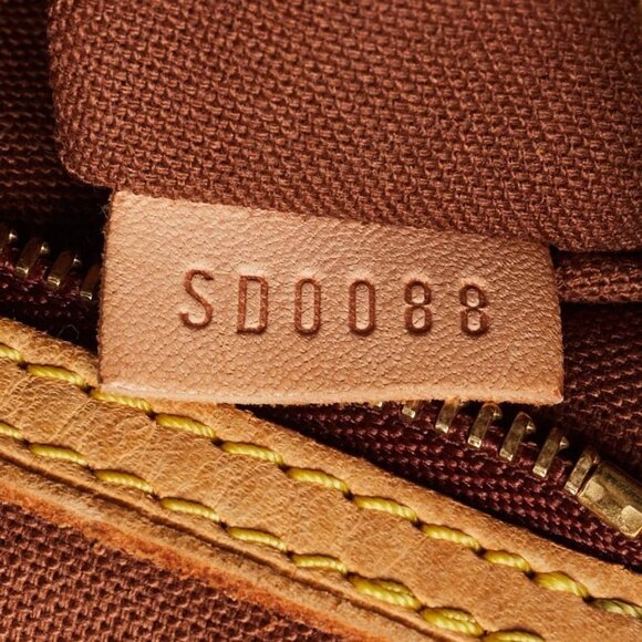 Louis Vuitton Monogram Canvas Batignolles Horizontal Bag - Picture 11 of 11